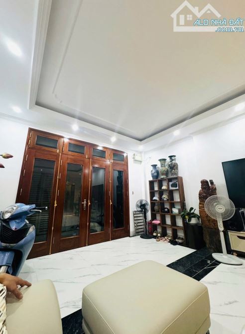 BÁN NHÀ HỒNG MAI – 50M², 5 TẦNG, THANG MÁY, LÔ GÓC, NỞ HẬU 16.8 Tỷ - 3