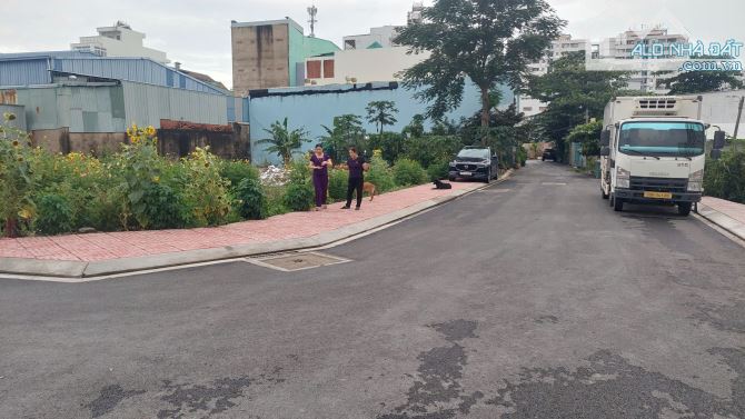 Lô góc 2 mặt tiền 71m2, đường 13m và 7m An Dương Vương giáp Quận 8, sổ hồng riêng - 3