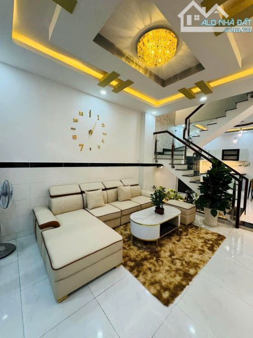 Bán nhà Nguyễn Văn Khối, Gò Vấp, Giá: 4 tỷ 590 triệu / 70m2, sổ hồng riêng - 3