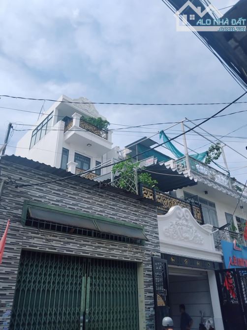 🏢 Chủ Gửi Nhà Tâm Huyết - Kiến Trúc Sư Tư Vấn Riêng Nét Đặc Trưng Phá Cách - Tọa Lạc Tại - 3