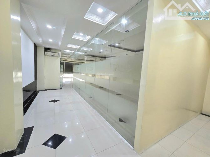 CHO THUÊ TÒA NHÀ CAO THẮNG P5 QUẬN 3 5X18 6 TẦNG GIÁ TỐT - 3