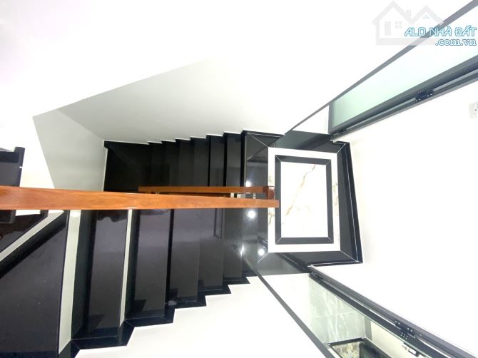 Bán nhà Phan Văn Trị Bình Thạnh,  4 tầng, full nội thất xịn sò, mặt tiền khủng, nhỉnh 8 tỷ - 3
