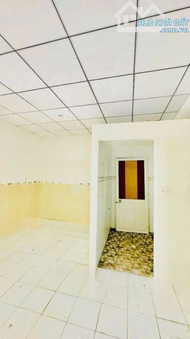 Ting Ting ! Cần bán gấp căn nhà gần Bến xe An Sương , Bà Điểm 80m2 SHR giá 990tr - 3