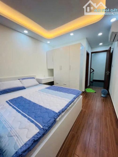 BÁN NHÀ NGUYÊN ĐÌNH CHIỂU-p.4_ QUẬN 3_ HXH ĐẬU CỬA - 4 TẦNG- Ở NGAY- CHỈ 7 TỶ - 3
