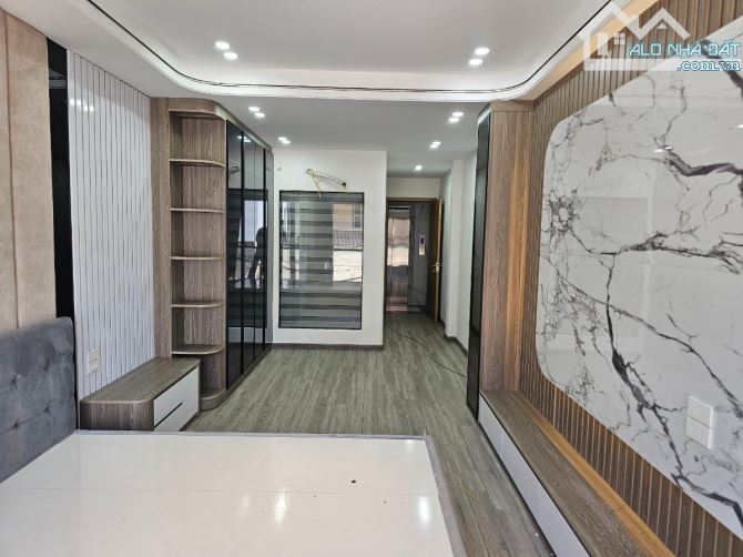 🏡 SIÊU PHẨM THẠCH BÀN 46M², 6 TẦNG, THANG MÁY, 3 NGỦ FULL NỘI THẤT – 8,89 TỶ - 3