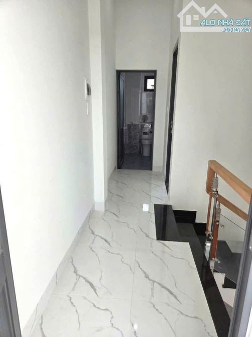 Nhà 1 trệt 1 lầu mt đường số 36 Tân thông Hội Củ Chi 8x28 2TY950 - 3
