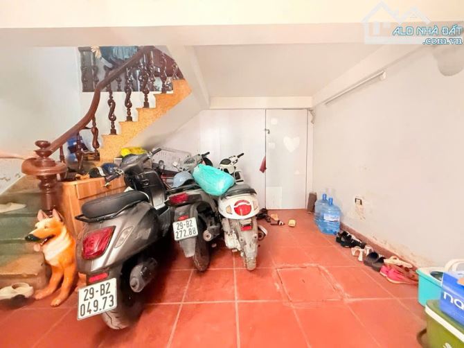 BÁN NHÀ  4 TẦNG 40 M2 TRUNG TÂM PHỐ NGỌC KHÁNH, BA ĐÌNH, VỊ TRÍ VÀNG, KD TỐT - 3