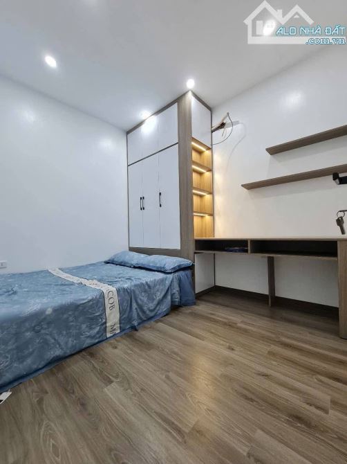 GẤP - Bán Tập Thể Nhà hát Tuồng ngõ 169 Doãn Kế Thiện, 60m2, 2PN, Tầng 2, giá 4.15 tỷ - 3