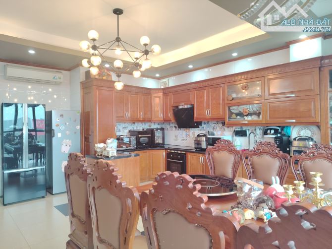 Bán nhà mặt phố Nguyễn Sơn 9 tầng thang máy, 1 hầm, 145m2, mt 5.8m, 69 tỷ - 3