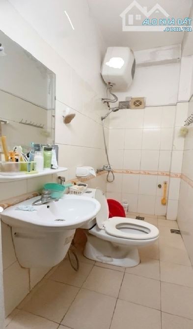 😍 HOÀNG QUỐC VIỆT - 35.6M2 - SỔ VUÔNG - 5 TẦNG - NHÀ ĐẸP - Ở NGAY - 6.5 TỶ - 3