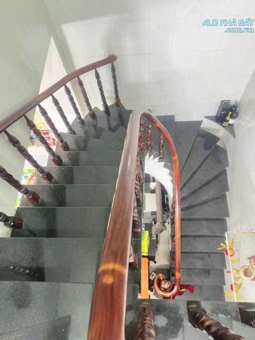 BÁN NHÀ NGUYỄN THỊ KIỂU Q12 - 2 TẦNG 65M2 ( 4M X 17M) - HẺM XE HƠI - 4.76 TỶ - 3