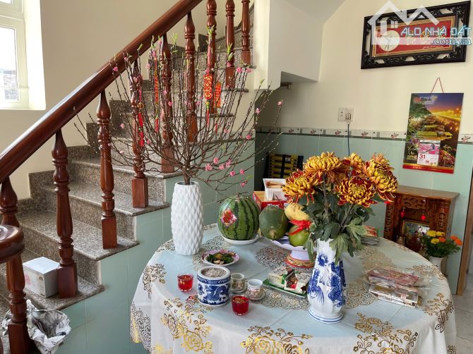 Bán nhà phường trung dũng  + hiện trạng: 1 trệt 2 lầu  + diện tích: 6,13m x 10,34m  + giá - 3