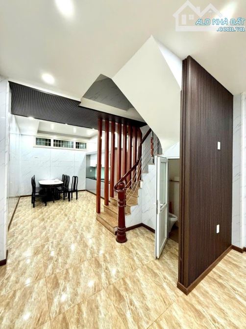 Bán nhà phố Nguyễn Huy Quang  ô chợ dừa quận đống đa - 3
