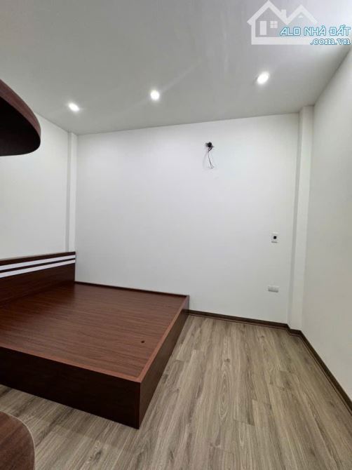 bán nhà đẹp vào ở ngay, nhà ngay gần trung tâm và nhiều địa điểm vui chơi - 3
