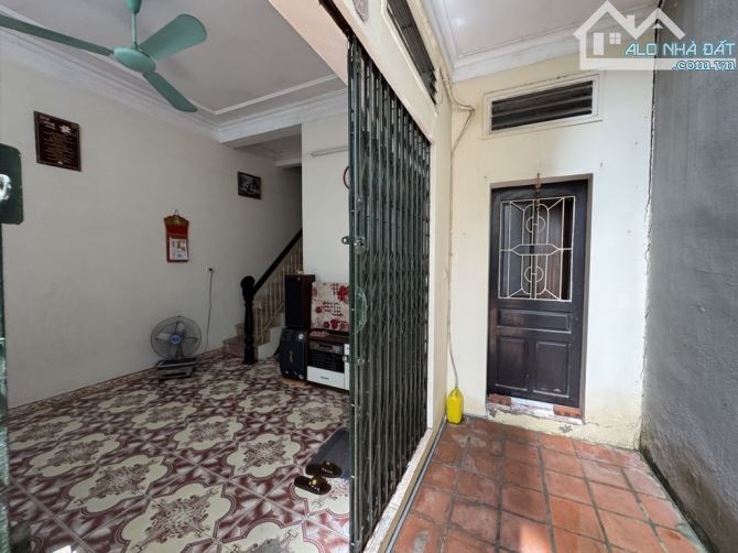BÁN ĐẤT VIỆT HƯNG- DT 76m mt 5m - 3 THOÁNG- NGÕ THÔNG- XÂY GÌ CŨNG ĐẸP- GIÁ 9,1 TỶ - 3