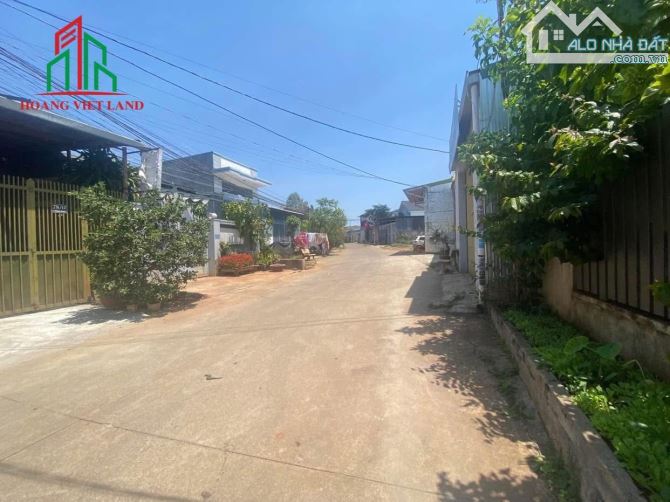Đất tặng nhà C4 hẻm 78 Y Moan, P. Tân Lợi, BMT- DT:10x26m - giá:7,6 tỷ - 3