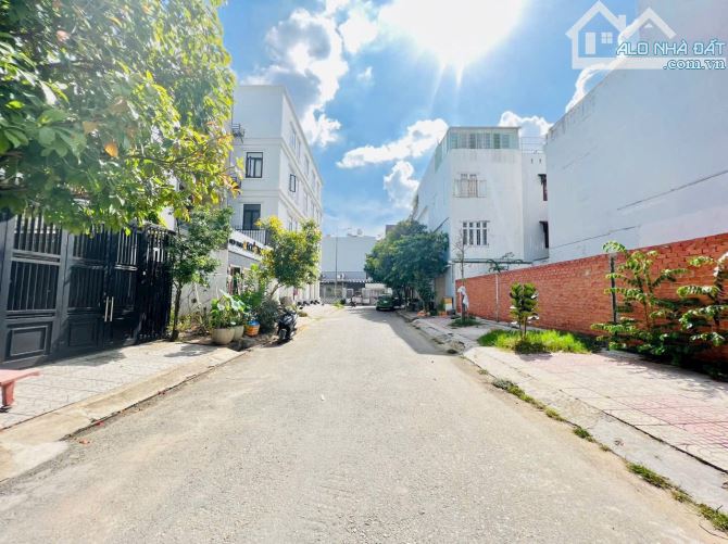 BÁN ĐẤT Dự Án Dịch Vụ Công Ích Quận 2 –  Khu 128 Lê Văn Thịnh , bán 4 lô Giá TLcc 09030341 - 3