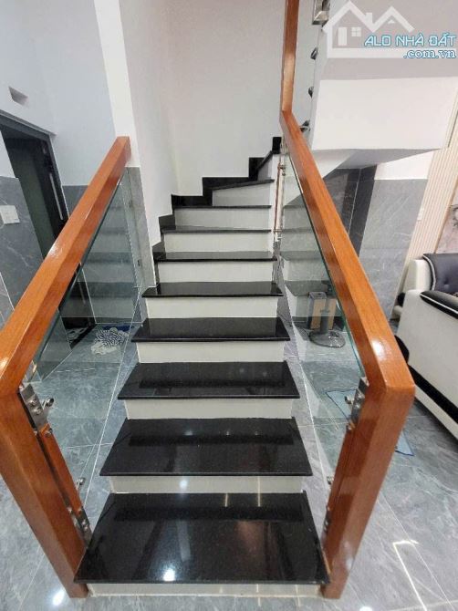 Hẻm ô tô  Nhà 4 Tầng Full Nội Thất  Phan Văn Trị P.12 Bình Thạnh  48m  8.6 Tỷ - 3