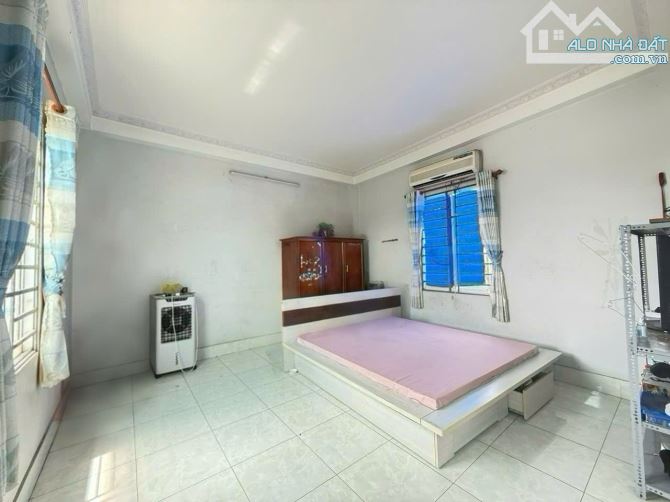 Bán Nhà Xuân Thới Đông, 101m, 3 Tầng, ngang khủng 8,36m . Đường 5m Thông ơi ngủ trong nhà - 3