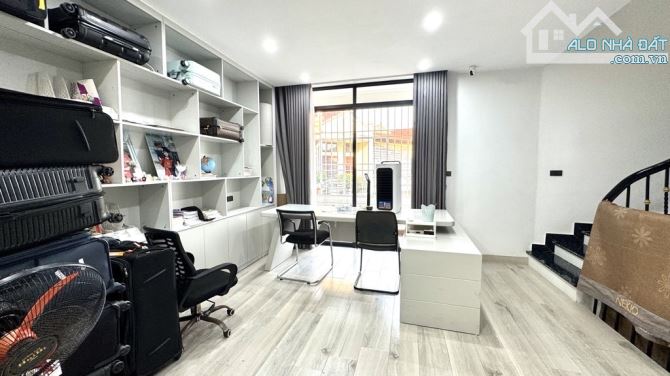 CHÙA HÀ 51M x5 TẦNG 22,6 TỶ,Ô TÔ ĐỖ CỬA,NHÀ ĐẸP,FULL NỘI THẤT - 3