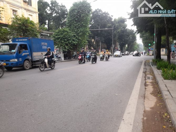 Bán lô đất vàng MP Quang Trung, 462m2, Mặt tiền 21m, Giá 350 Tỷ, sổ vuông đẹp, xây bulding - 3