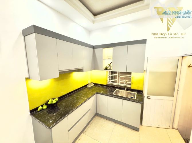 Bán nhà 4 tầng phố Miếu Hai Xã - Giá 2tỷ550 cách mặt đường 60m - 4