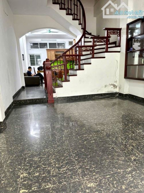 Cho thuê Liền kề Văn Khê 4,5 tầng, có 17 triệu. - 4