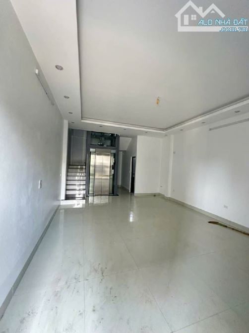 Nhỉnh 11 tỷ – Ô TÔ tránh phố Xốm, Hà Đông 📐 Diện tích 50m² x 7 tầng - 4
