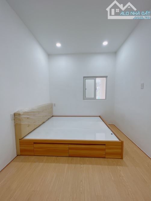 BÁN NHÀ MẶT TIỀN GẦN BIỆT THỰ PHỐ PETECHIM – PHÚ XUÂN, NHÀ BÈ  DT: 4x20m (80m²) - 4