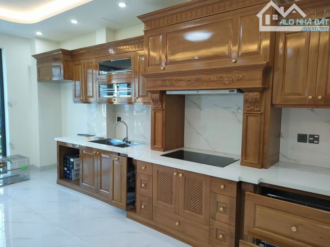 Bán Nhà Nguyễn Đức Cảnh Full nội thất-  thang máy - 40m2 5T ô tô qua giá chỉ 9.8 tỷ - 4