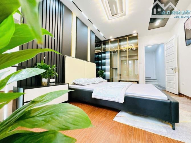 CỰC HIẾM NHỈNH 7 TỶ CÓ NHÀ VÕ CHÍ CÔNG CẦU GIẤY 35m2x5tầng,Mt3.8m 80M RA PHỐ FULL NỘI THẤT - 4