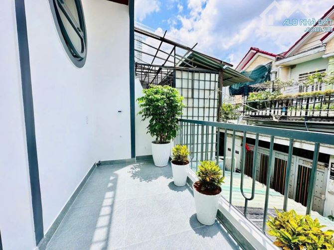 Ngân hàng thanh lý gấp căn nhà Ngô Tất Tố P19 Q.Bình Thạnh, giá chỉ 2TY8, SHR - 4
