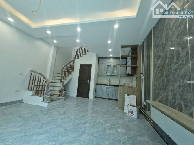 Nhà Đồng Mai, 5t,ôtô đỗ gần, 3.7tỷ - 4