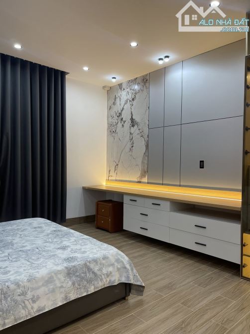 SIÊU PHẨM NHÀ ĐẸP FULL NỘI THẤT, 488/ PHẠM VĂN CHIÊU | 4,1 X 13,5m |5 Tầng, Thang máy | - 4