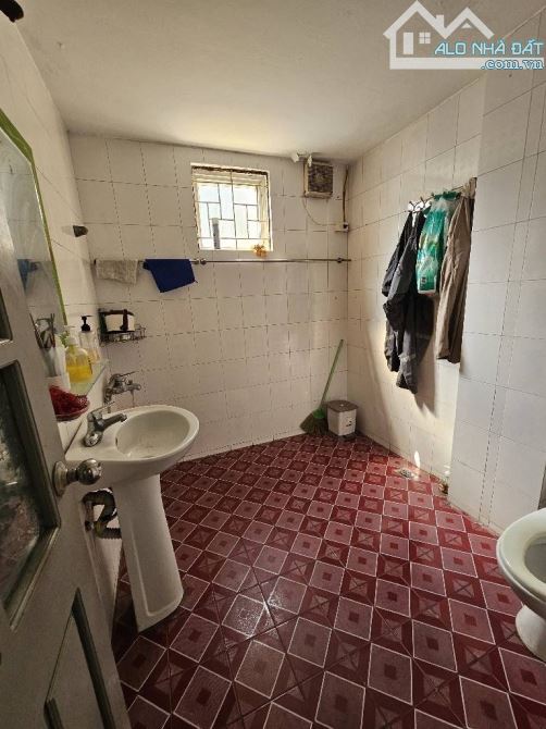 NHÀ-VŨ THẠNH HÀO NAM MẶT NGÕ OTO TRÁNH LÔ GÓC KINH DOANH DT 44M-5T- MT 5.8M-GIÁ CHỈ 12.6TỶ - 4