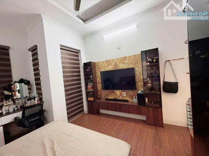 Nhà 3 Tầng. Đường Ngô Trọng Thiên. Tp. Quy Nhơn. Dt 50m2 Giá Chỉ 5 tỷ 500 - 4