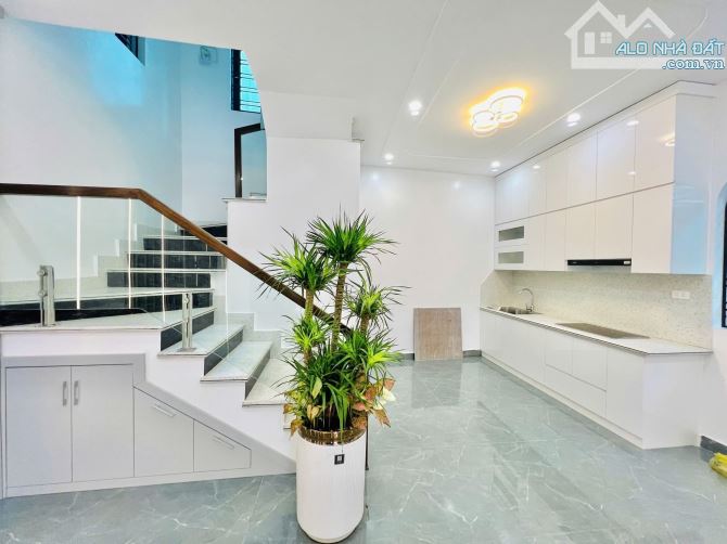 400tr chỉ còn 3,48 tỷ  Bán nhà  3 tầng  tại miếu hai xã ,dư hàng kênh ,lê chân - 4