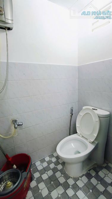 Bán nhà mặt tiền đường Tân Trang gần biển và chợ Đầm giá siêu tốt - 4