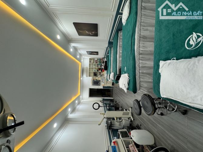 SIÊU PHẨM 5 TẦNG THANG MÁY FULL NỘI THẤT ĐANG KINH DOANH SPA , 4*25, GIÁ CHỈ 10.5TỶ - 4