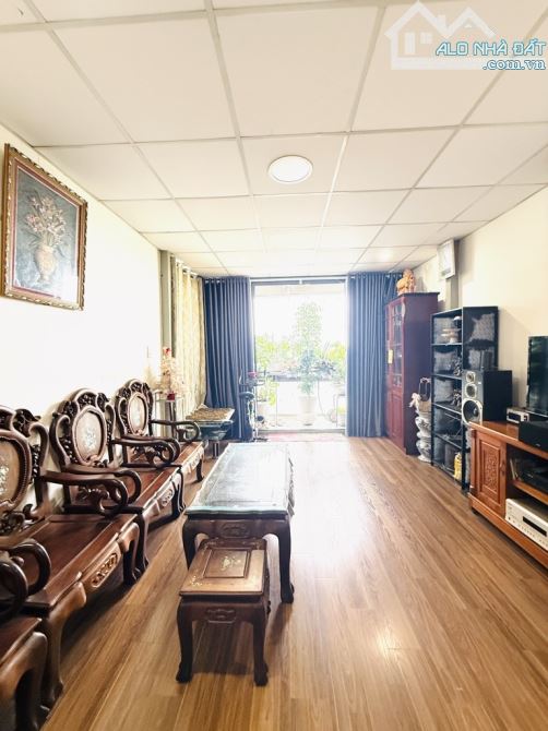 Bán nhà Gò Vấp 3 tầng hẻm xe hơi đường Nguyễn Văn Công Phường 3 giá 5 tỷ 700 TL 56m2 - 4