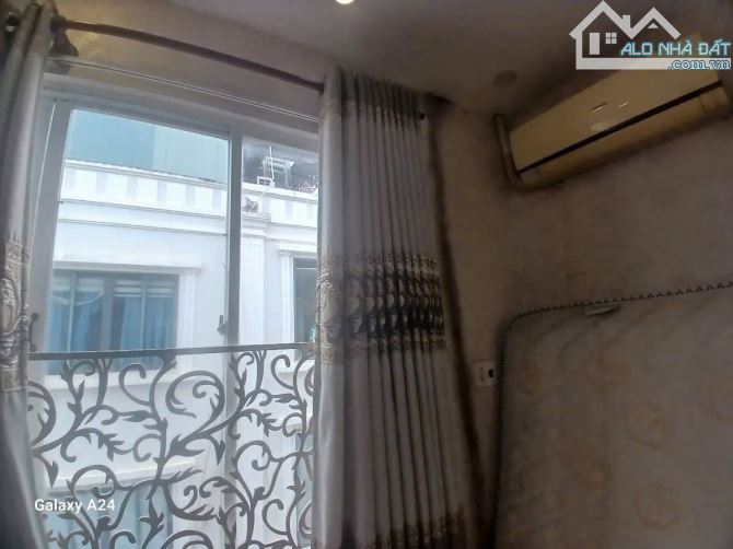 🏠🔥 Nhà hẻm xe hơi Nguyễn Đình Chiểu Q3 – 5 tầng 🏗️ – 3PN 🛏️ – Sổ hồng riêng 📜 – 💵 10 - 4