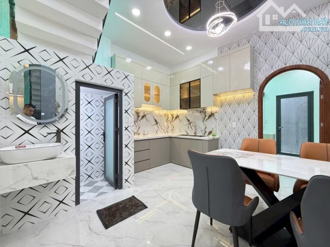 Giảm mạnh 500Triệu! Chính chủ cần bán nhà MTĐ Trần Minh Quyền, quận 10. Giá 4Tỷ190 còn TL - 4