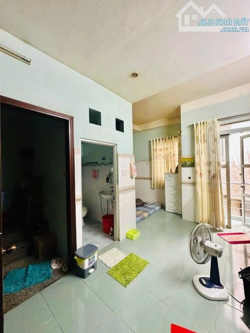 Bán nhà hẻm Huỳnh Mẫn Đạt,P.2,Q.5,dt: 5 x 7 nhà xây 3 lầu 5 Tỷ 87. - 4