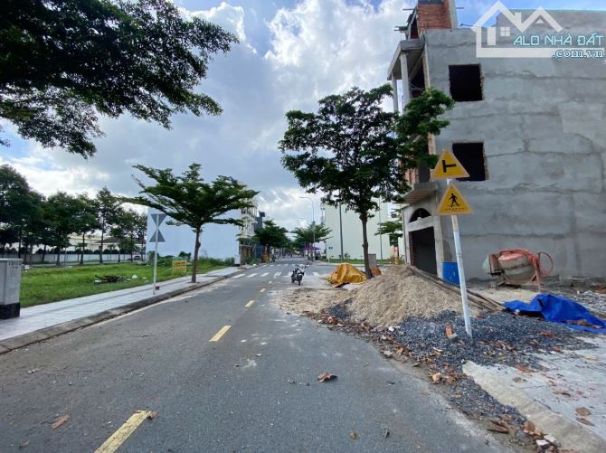 Bán đất 4x15m, đường D2 KDC Icon Central p.Tân Đông Hiệp - 4