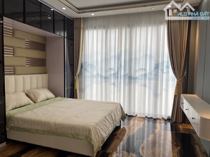 BÁN NHÀ 4 TẦNG - KHU VIP HUỲNH THỊ ĐỒNG - NGANG KHỦNG 8,4M - HXH - NHÀ BÈ - NHỈNH 7 TỶ - 4