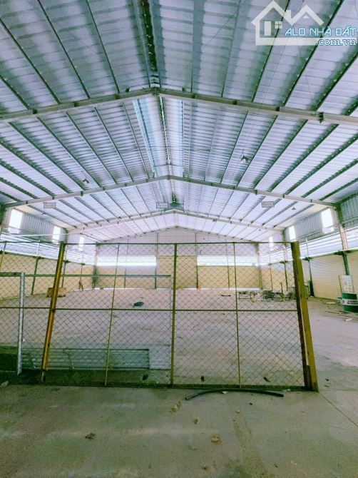 Bán xưởng 745m2 mặt tiền Đường Bùi Hữu Nghĩa Gần chợ Tân Hạnh Tp.Biên Hoà  👉 Hạ giá 500tr - 4
