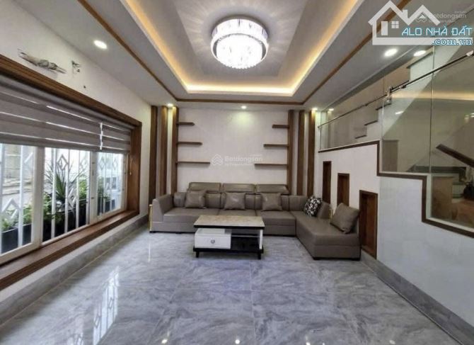 MANG NGAY 4 ĐỒNG CHỐT NHÀ QUẬN 5 ĐƯỜNG NGUYỄN BIỂU,P1,-GIÁ HỜI CHỈ 4 TỶ 790/60M2(5X12)-SHR - 4