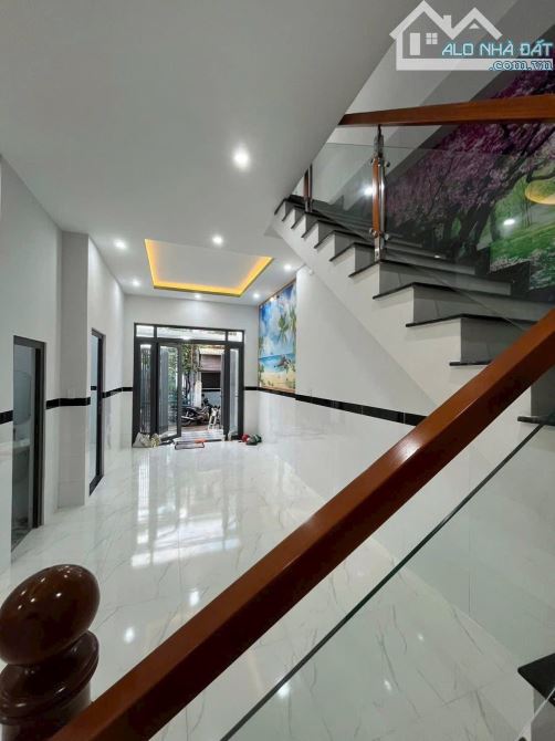CHỦ GỬI BÁN CĂN NHÀ 1 TRỆT 1 LẦU PHƯỜNG BIÊN HOÀ ( tân vạn củ). DT: 62M2. GIÁ: 2TỶ5 - 4