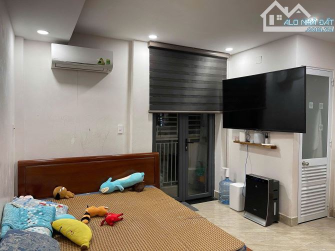 Bán nhà trong hẻm Nguyễn Duy Dương - Dọn vào ở được liền - Deal hời tại Trung tâm - 4