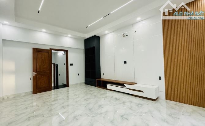 🔥 NHÀ ĐẸP MỚI KENG – NỘI THẤT GỖ HƯƠNG CAO CẤP – ĐƯỜNG NHỰA 6M, XE 7 CHỖ NGỦ TRONG NHÀ 🔥 - 4